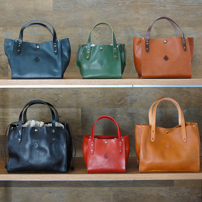 AMO TOTE